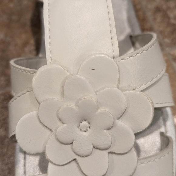 Carter's Sandals - Picture 2 of 5